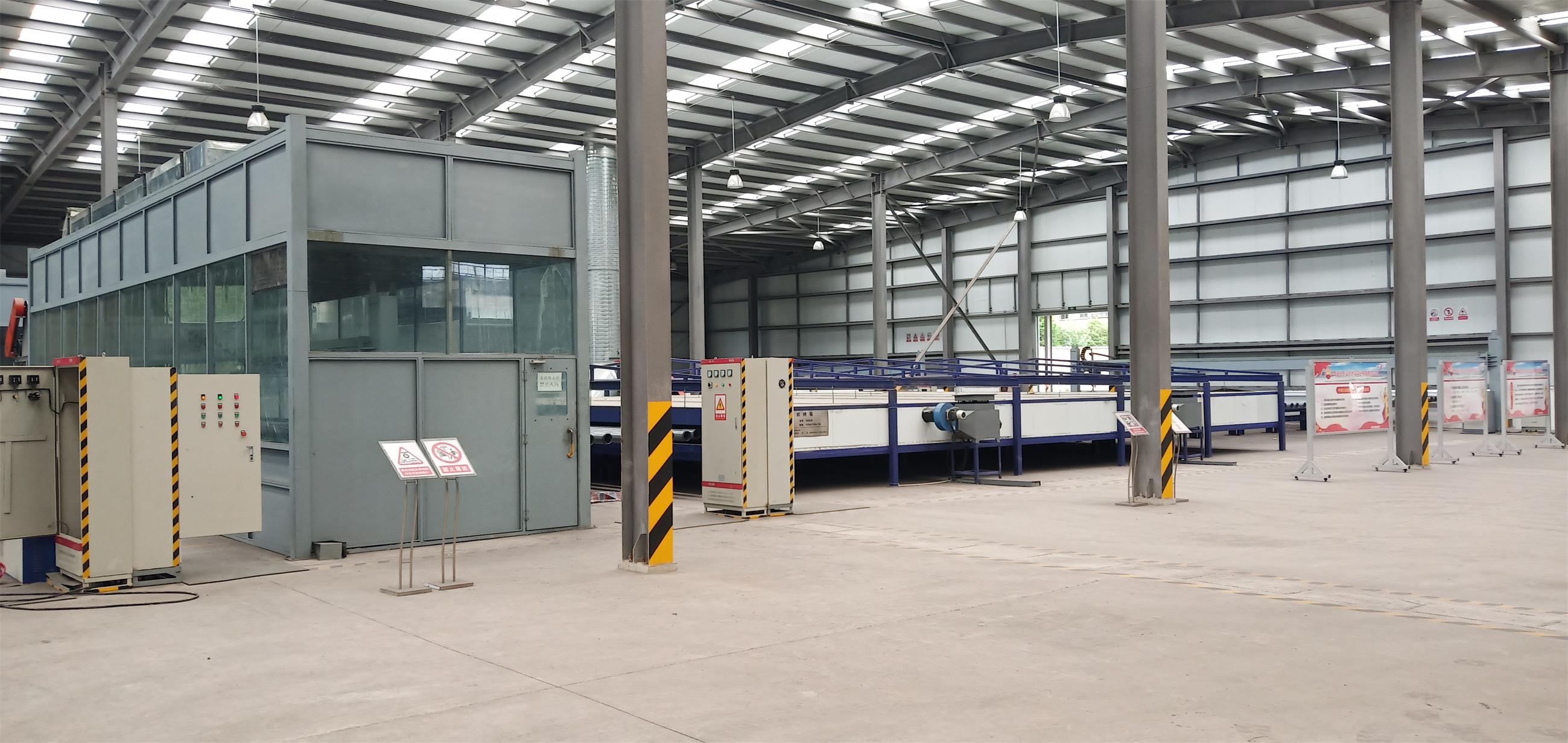 自動(dòng)噴涂生產(chǎn)線(xiàn)...