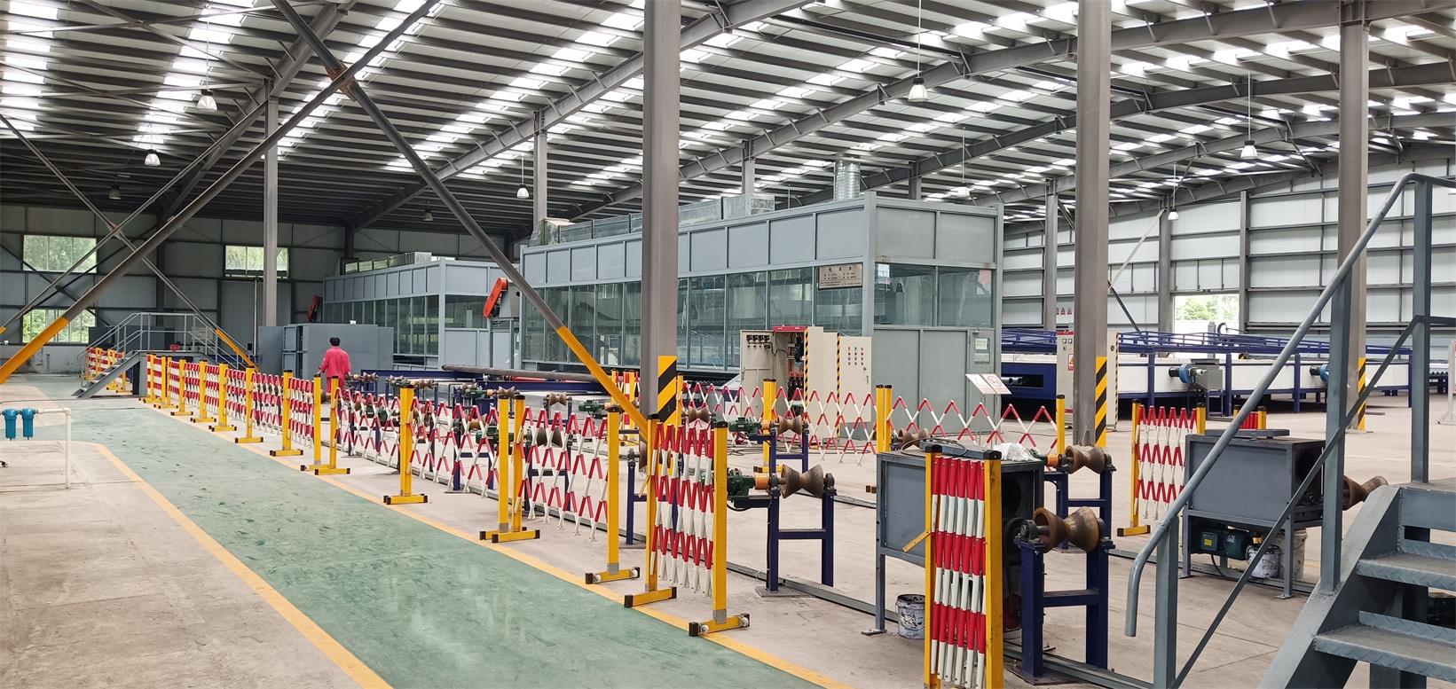 自動噴涂生產(chǎn)線.jpg 自動噴涂生產(chǎn)線.jpg